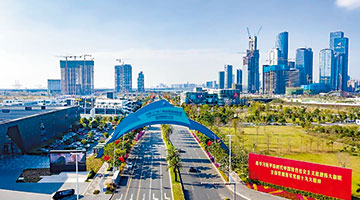 政界：前海方案体现中央对港关爱 港应做好规则衔接