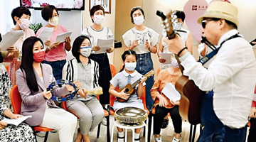 香港发展离不开女性力量 卢新宁：香港妇女了不起！