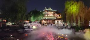 【母亲河畔的中国】洛邑古城：一步一景 来一场“唐朝穿越之旅”