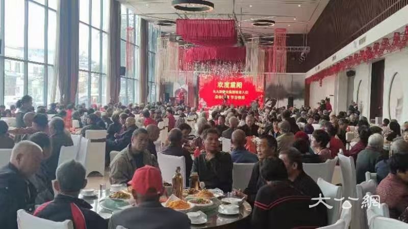 洛陽一公司連續12年為5000人次老人祝福壽