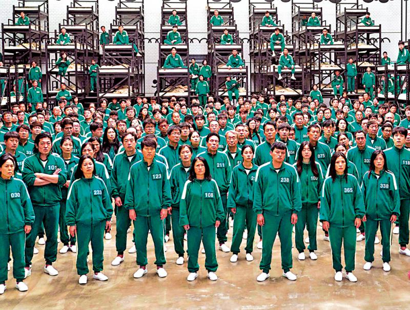 火遍全球的“鱿鱼” 逐利追名的“游戏”