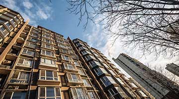 中国13城二手住宅成交量同比增速年内首次“转负”