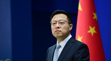 菲律宾补给船进入仁爱礁 外交部：中国海警船全程监视