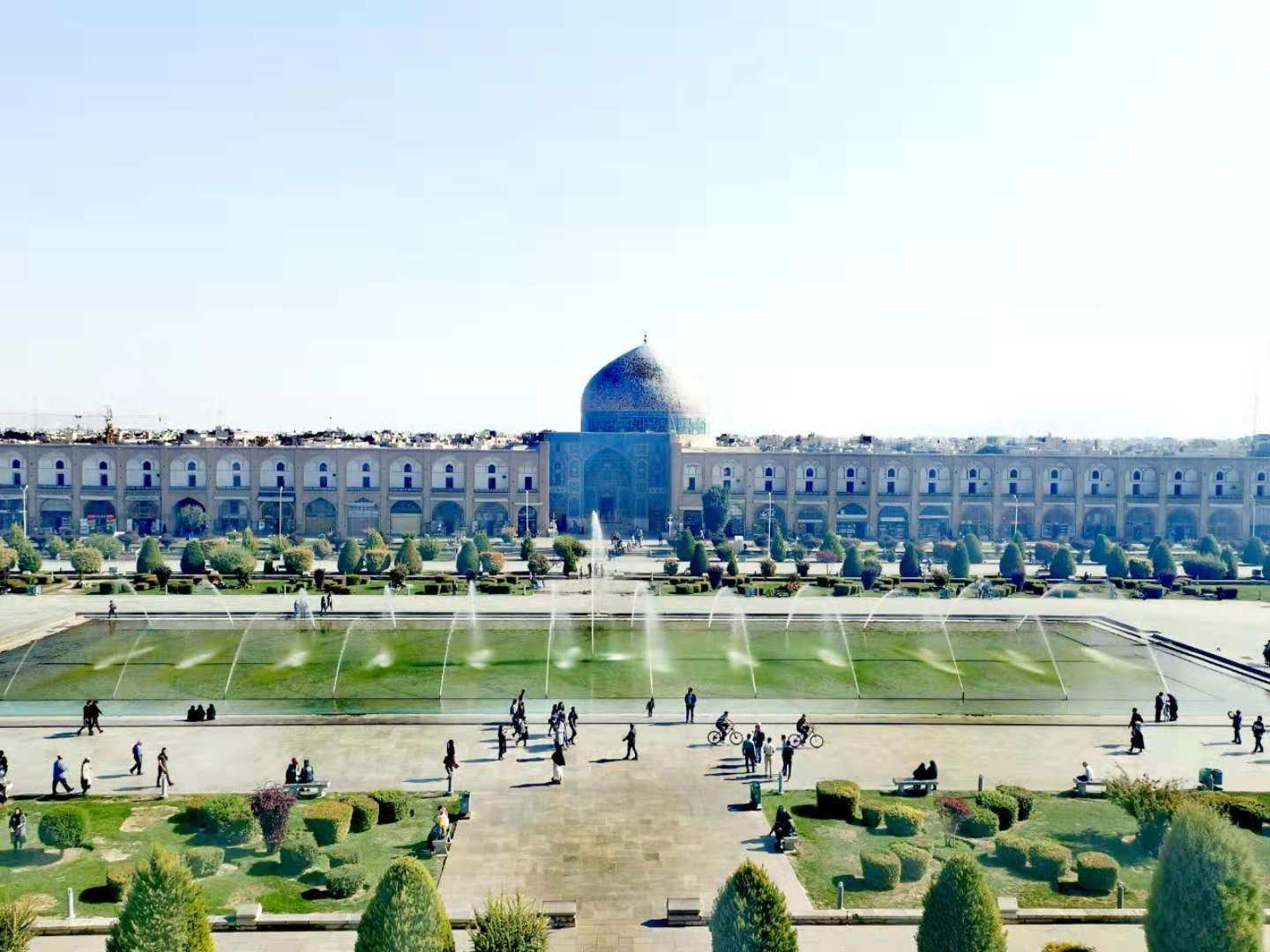 伊朗的“打开方式”是波斯文明的气韵轩昂与浪漫文艺