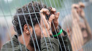 白俄罗斯总统斥立陶宛将难民遗体抛在边境