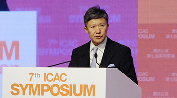 白韫六视察投票两中心 选举公平公正廉洁