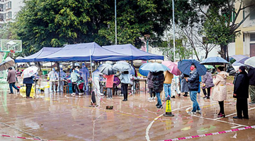 广西百色启动全员核酸检测 全域“不进不出”