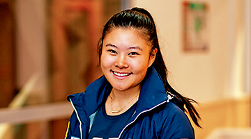 “哈佛学霸”延迟入学备战赛事 金和晓盼香港滑雪队添新血