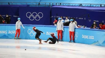 孙龙连说六个对不起 武大靖：出现问题团队一起扛