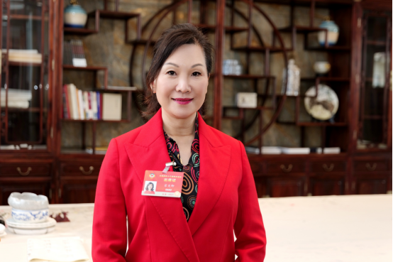 全国政协委员翟美卿：为三孩家庭提供经济适用房指标