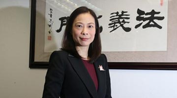 陈曼琪：政府工作报告心系国民放眼世界