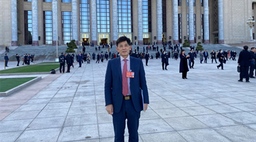 全国政协委员朱铭泉：优化措施吸引更多港青任职内地公务员