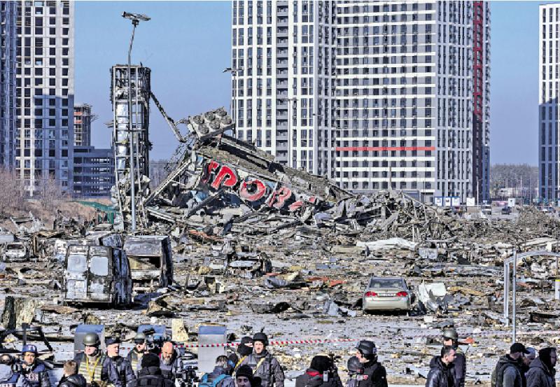 拜登乱局中参加北约峰会 拒绝赴乌克兰访问