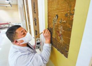 行走河南 读懂中国|让古字画“重生”