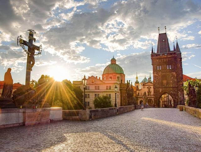 点燃浪漫！“世界上最迷人的十处日出” 你pick哪一款？