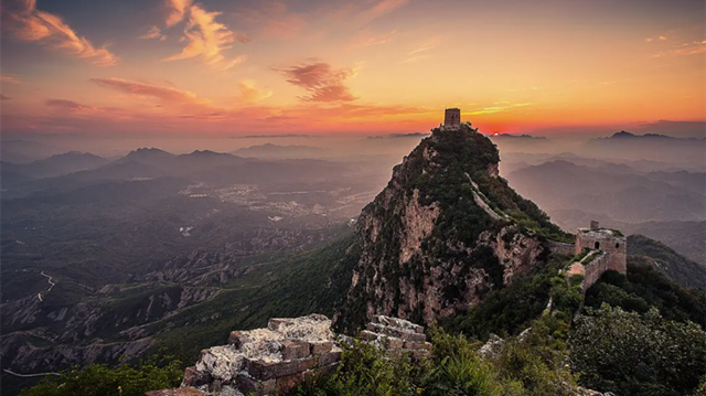 俯瞰夜色司马台长城 山河云开笑容里