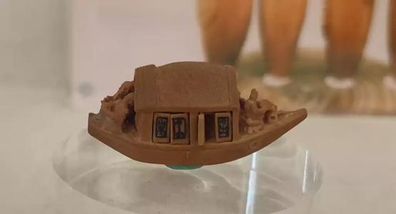 高华林 方寸小核 勾勒世间万物人生百态