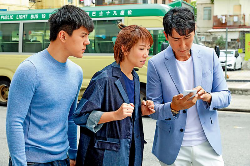 没有包袱/不抗拒演妈妈角色