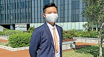 郑泳舜倡制定文化艺术发展蓝图