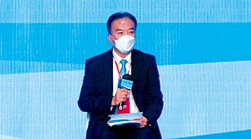 黄友嘉：推动创科 让青年向上流