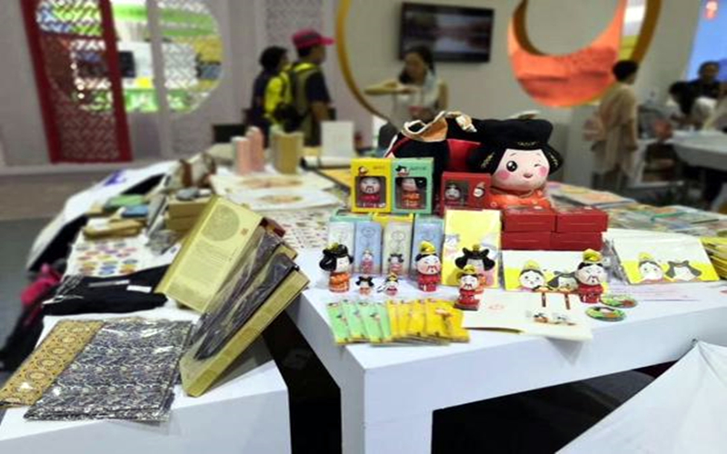 新疆博物馆让文物活起来，以文创赋能新时代新生活