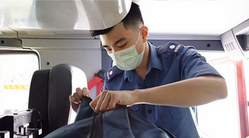 25．同行守护|“逆行者”无惧火情救急扶危 见习消防队长张家发：这是我想要的人生