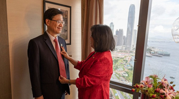 李家超Fb专页感谢妻子支持 称全心全意迎接新使命