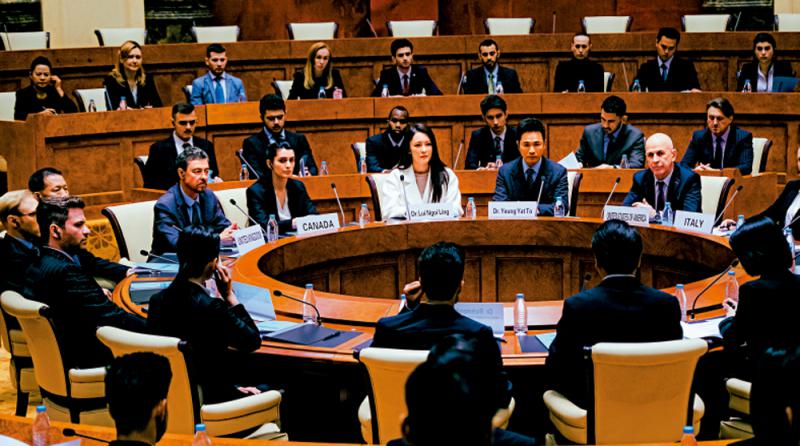 融入权鬥/《白色强人Ⅱ》 续写医者仁心\沐子雅