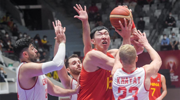 逆转未果惜败黎巴嫩 中国男篮无缘亚洲杯四强