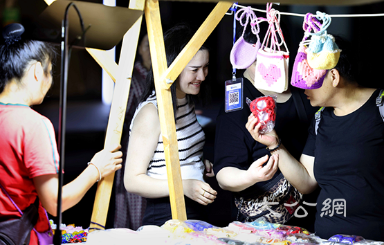 安徽合肥:夜經濟點燃「夜生活」