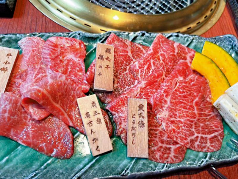 ﻿简饮择食/日式烤肉 色香味诱人\简嘉明