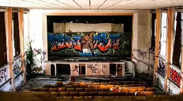 内地电影院赔钱放片 恐现结业潮