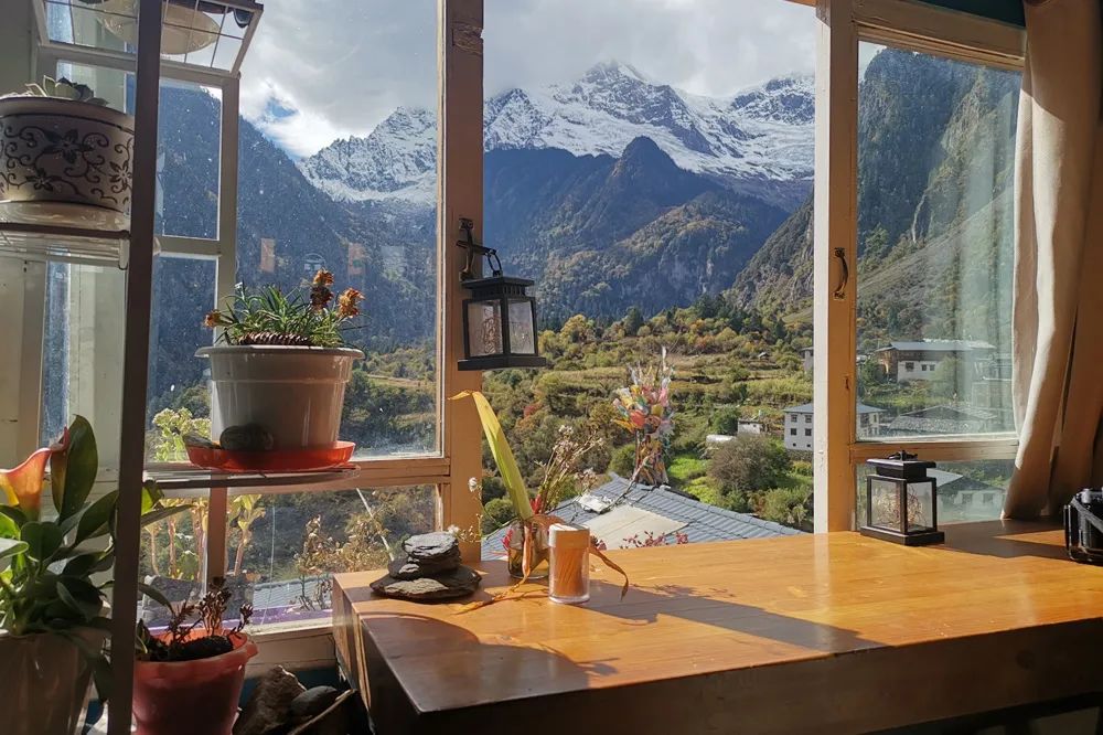 遇见仙雾森林、蘑菇王国和漫天繁星…雨崩徒步，梅里内转朝圣之路