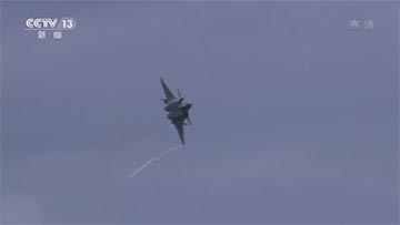 “20系列”战机集中亮相 运油-20首次展示