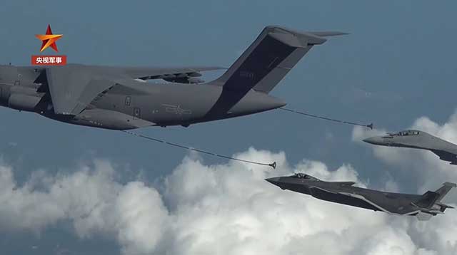 视频 | 运油-20给歼-20空中加油全过程公布