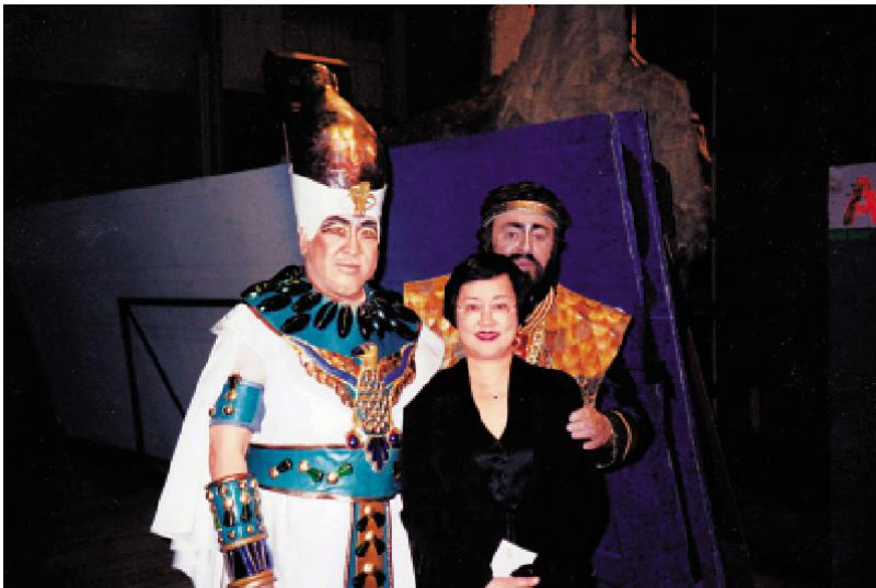 新书发布会如同“歌友会”