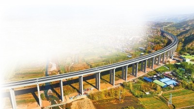 鹤壁 “搭台打擂”赢先机