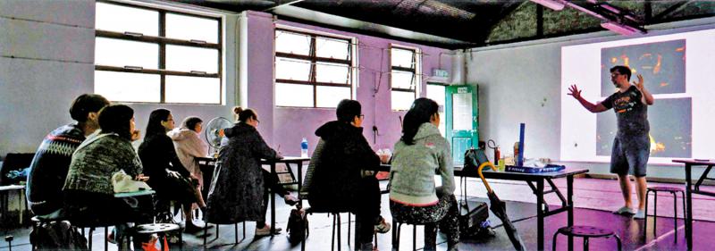 制作初心/新作品作首演