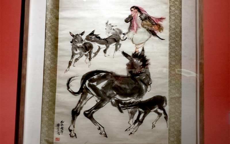 双年展“牵来”黄胄的《毛驴》