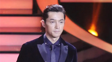 胡歌官宣当爸爸：母女平安 妻子是圈外人