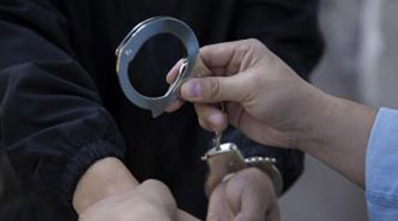 最高检：检察机关2022年共起诉涉黑恶犯罪1.4万人