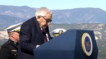 基辛格警告！美国“内外交困” 自我孤立无助于世界稳定