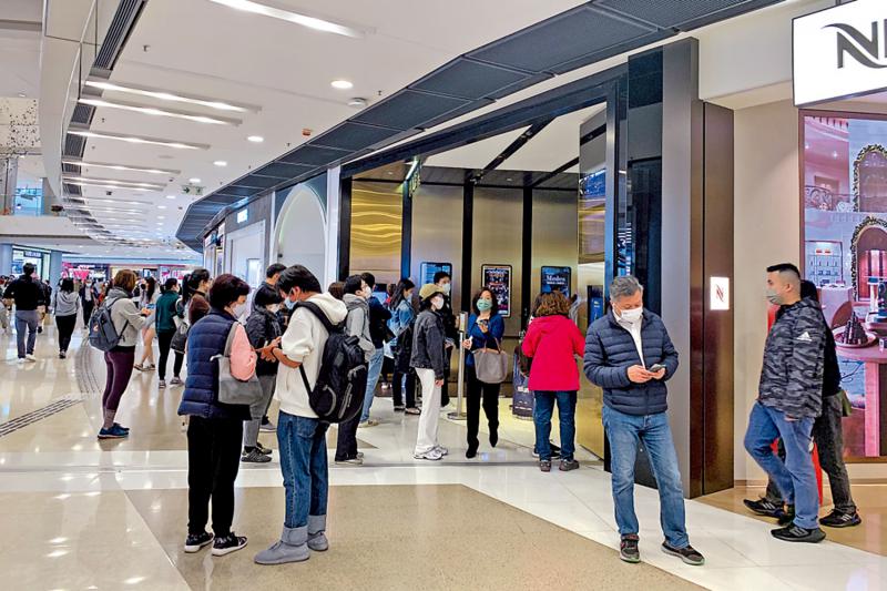 影迷心声/盼两地同步上映