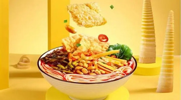 和李子柒“打擂台”？微念旗下臭宝螺蛳粉被曝吃出生锈螺丝