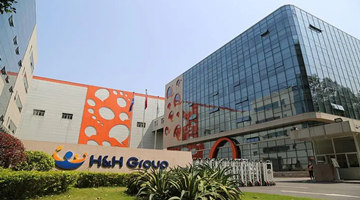 高薪CEO离职后保健品又遭投诉，健合能否完成200亿目标