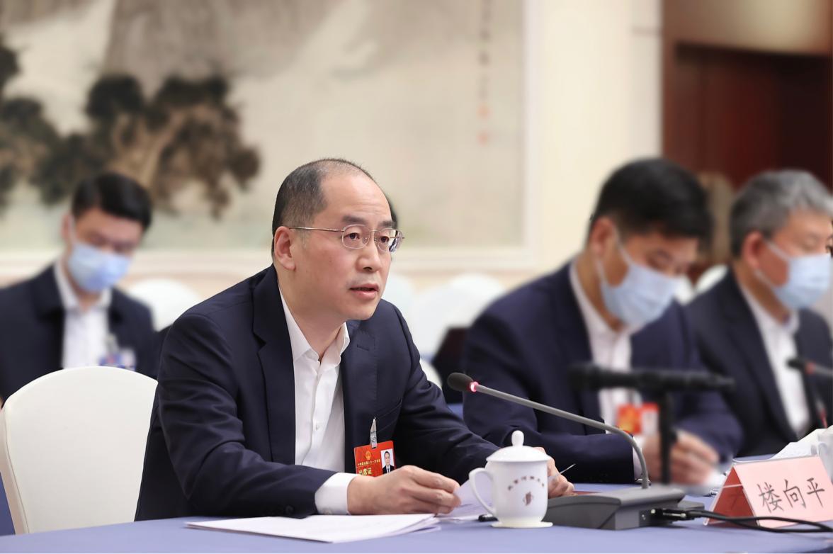 楼向平代表：加快推进智慧社区建设 提升城市基层治理能力