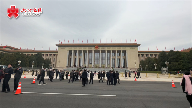 两会vlog ｜大文记者带你走进金色大厅参加总理记者会