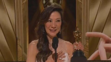创造历史！杨紫琼封影后 致辞感谢香港电影