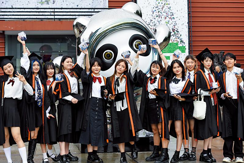 本地升学资讯/演艺学院表演艺术专业　亚洲第一