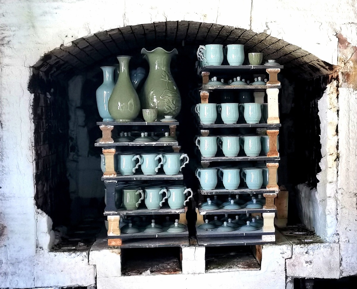 刘军正 31年汝瓷路 一心做瓷不张扬